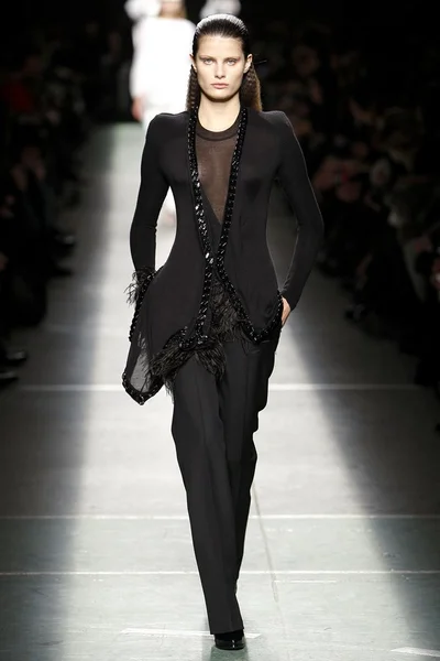 Look 47